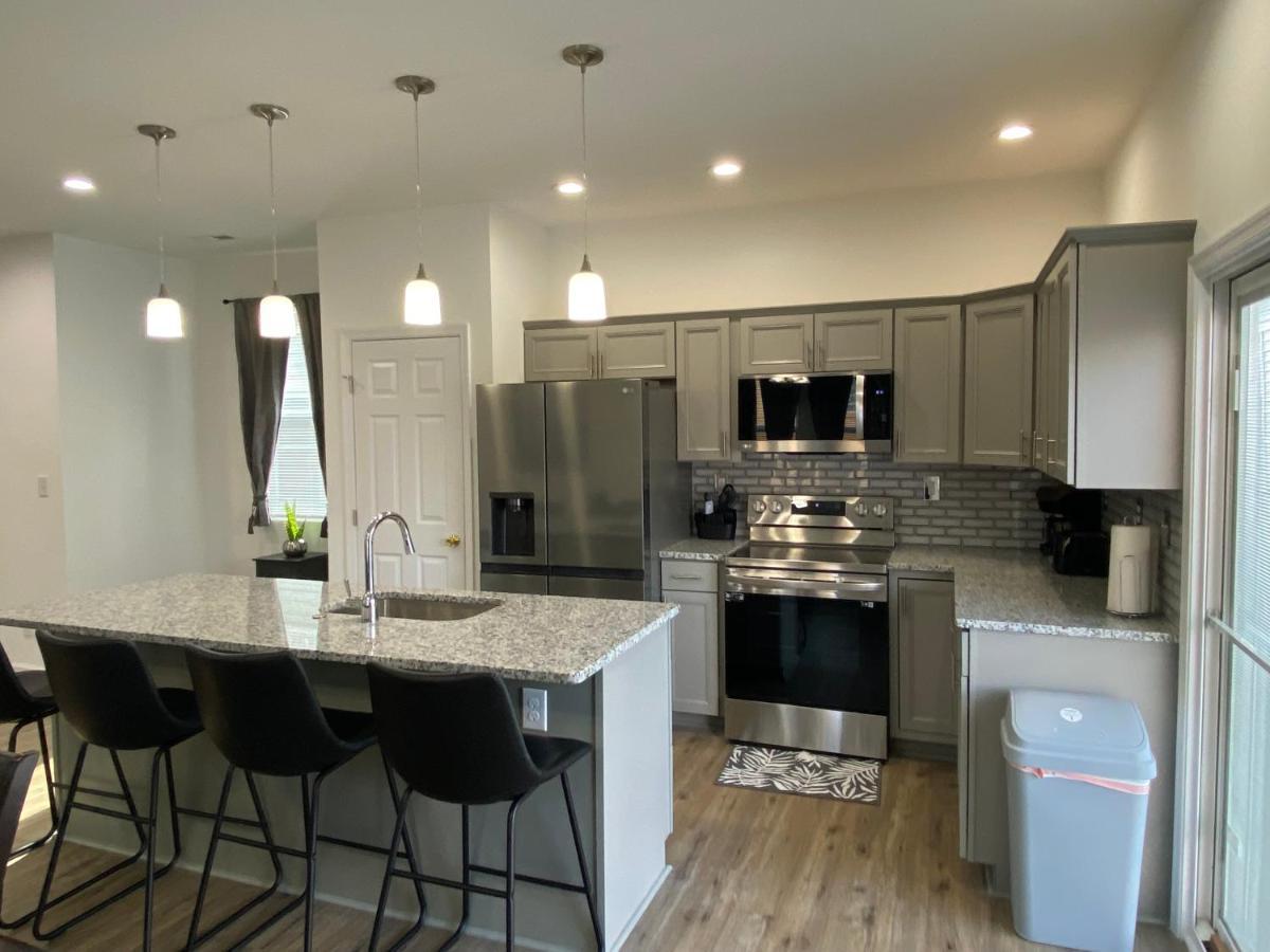 Villa The Chesapeake Gray Norfolk Exterior foto